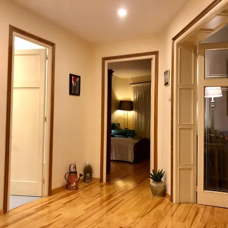 Maison Biscuit. A La Placa De La Apartment